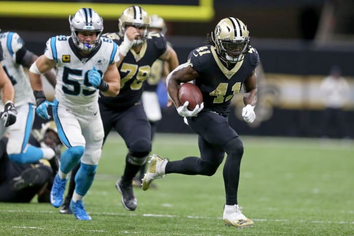 New Orleans Saints running back Alvin Kamara (41) runs against the Carolina Panthers. Mandatory Credit: Chuck Cook-USA TODAY Sports